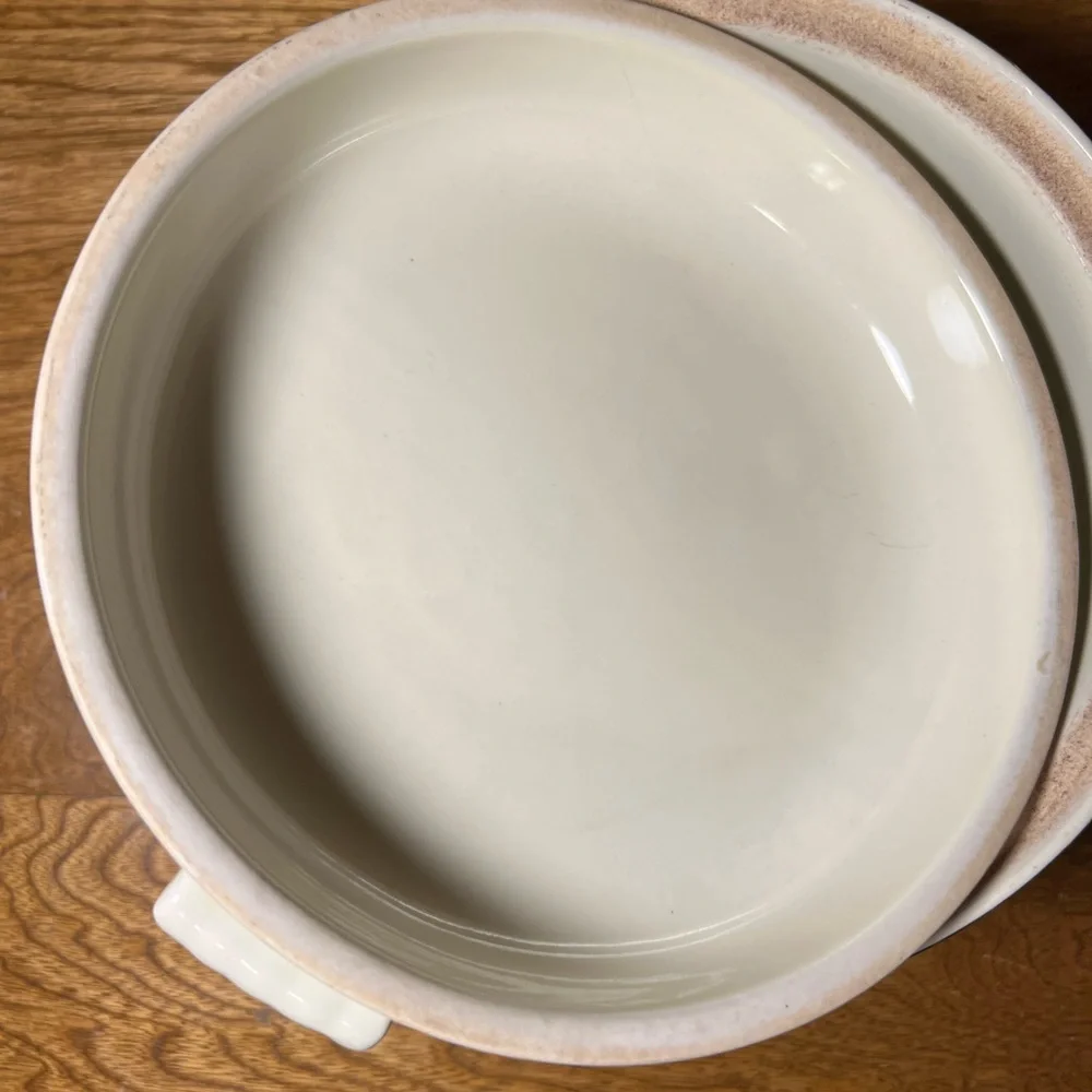 HALL Jewel Tea Autumn Leaf  2-Quart Casserole Dish With Lid